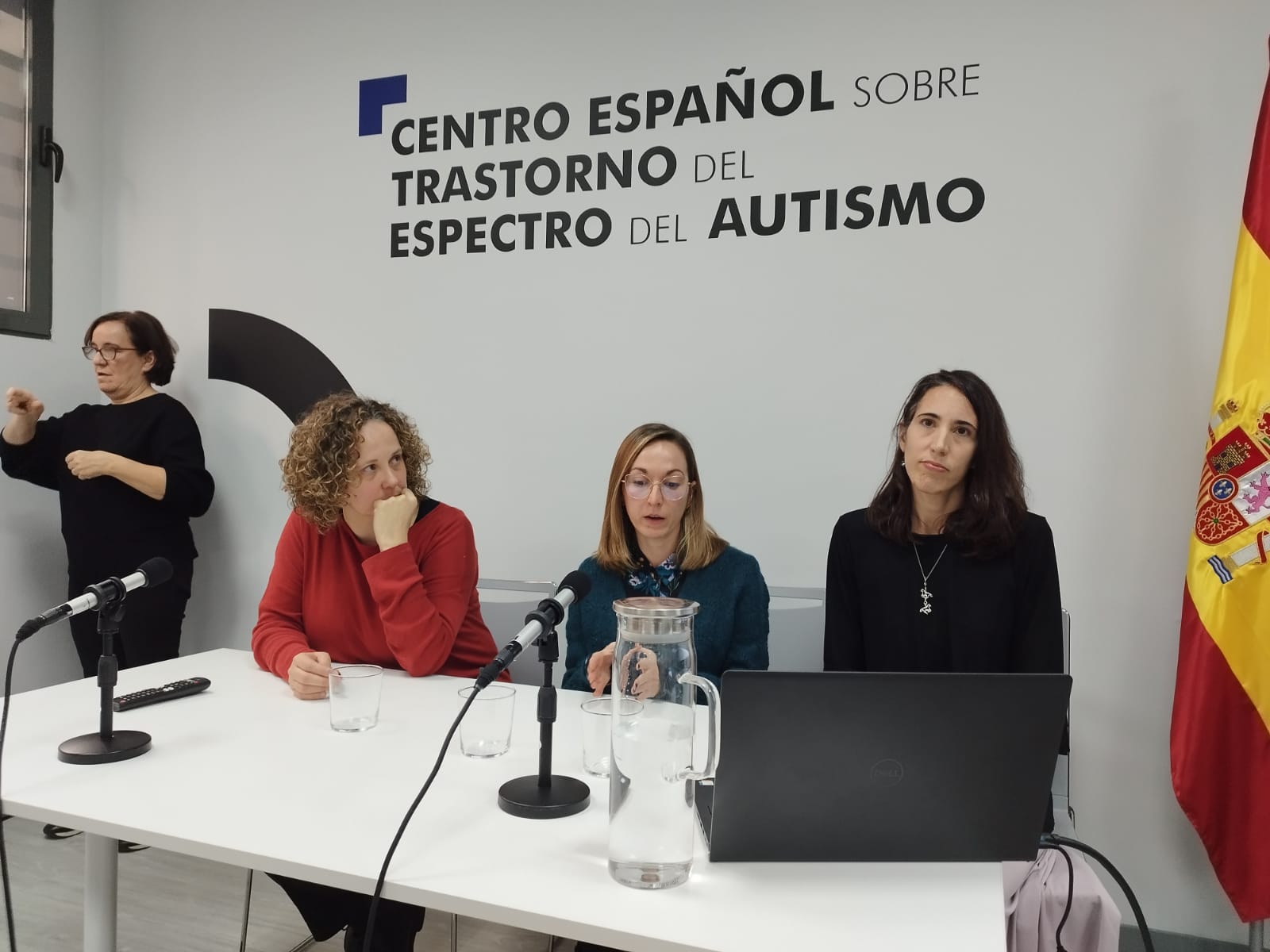 Fotografía de las dos coordinadoras del Centro de Autismo